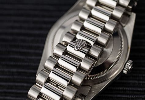 do you reall need a rolex bracelet|rolex clasp and bezel.